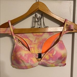 Triangl Tie-Dye Bikini Set